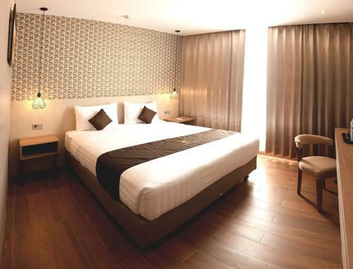 Zenith Premiere Hotel Baubau