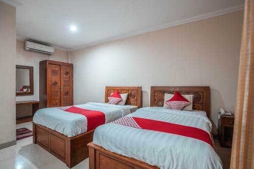 Oyo 686 Bunga Karang Hotel