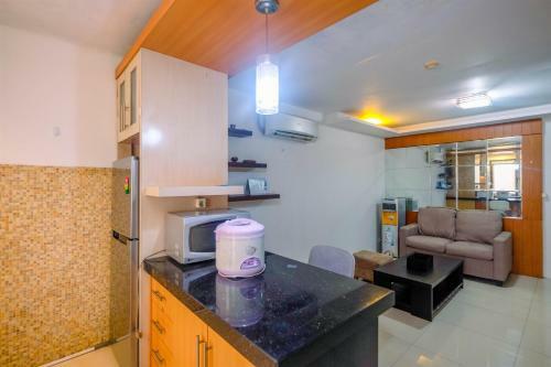 Nice And Comfort 2br Metropark Condominium Apartment By Travelio