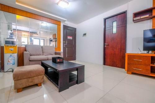 Nice And Comfort 2br Metropark Condominium Apartment By Travelio