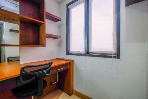 Nice And Comfort 2br Metropark Condominium Apartment By Travelio
