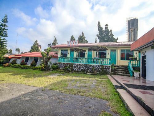 Oyo 2322 Dien Karona Hotel