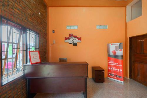 Hostal Reddoorz Near Bukit Kubu Berastagi