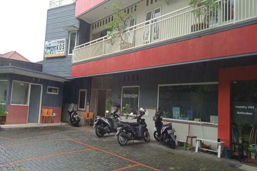 Hotel Penginapan Rotterdam