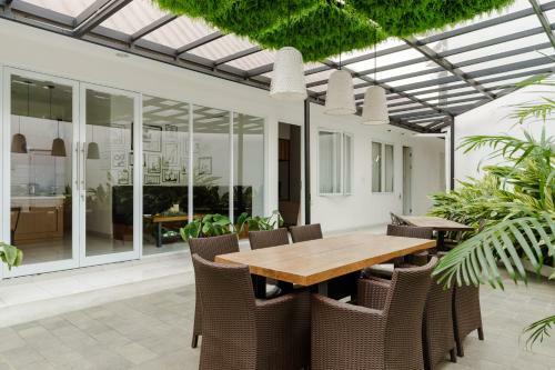 Hostal Reddoorz Plus Near Exit Toll Puncak 2