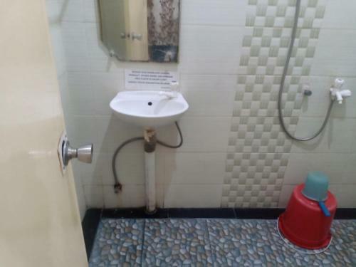 Hotel Oyo 3719 Wisma Mva