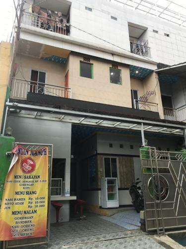 Hotel Oyo 3719 Wisma Mva