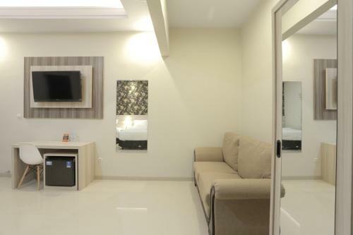 Hostal Reddoorz Plus Near Solo Paragon Mall