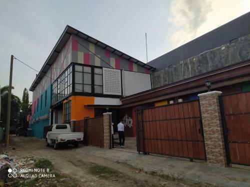 Hotel King's Guest House Brebes
