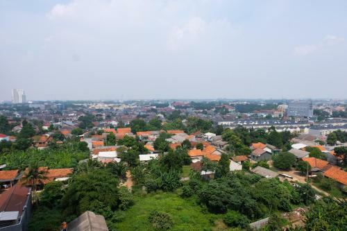 Spacious Studio Akasa Pure Living Apartment Bsd By Travelio