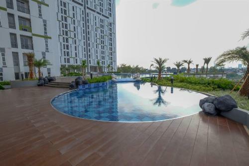Spacious Studio Akasa Pure Living Apartment Bsd By Travelio