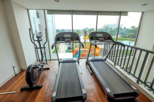 Modern Studio Akasa Pure Living Apartment By Travelio