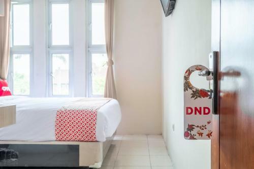 Hotel Oyo 2132 Pondok Avicenna