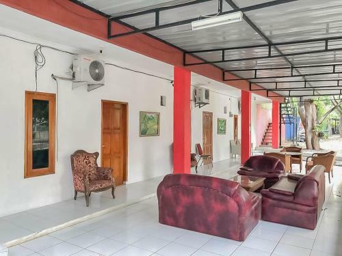 Hotel Rumah Panggung Gh