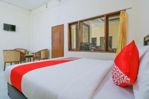 Oyo 1054 Bayak Bali Hotel