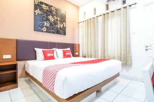 Hotel Oyo 1486 Tantular Residence