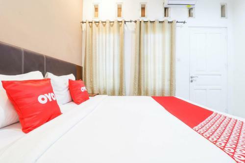 Hotel Oyo 1486 Tantular Residence
