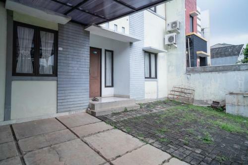 Hotel Koolkost @ Anggrek Residence Serpong (Minimum Stay 6 Nights)