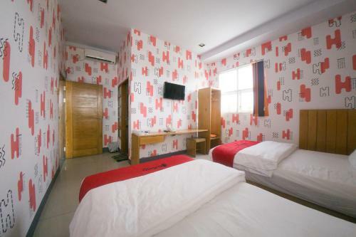 Hotel Reddoorz Plus Syariah @ Pentadio Gorontalo