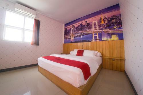 Hotel Reddoorz Plus Syariah @ Pentadio Gorontalo