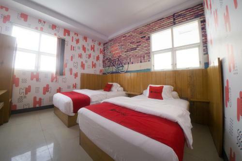 Hotel Reddoorz Plus Syariah @ Pentadio Gorontalo