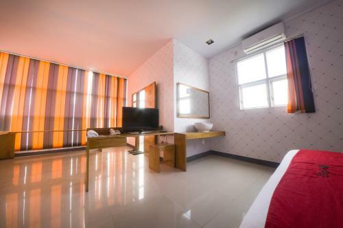 Hotel Reddoorz Plus Syariah @ Pentadio Gorontalo