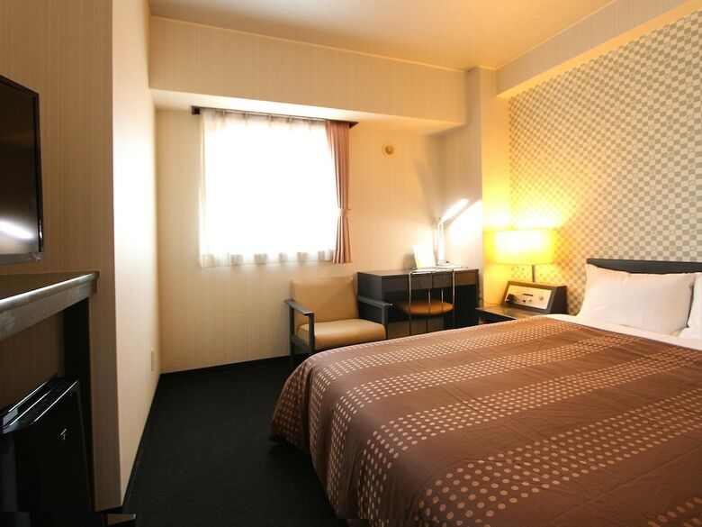 Hotel Livemax Chitose