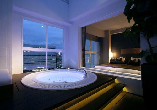 Hotel Qurega Tenjin
