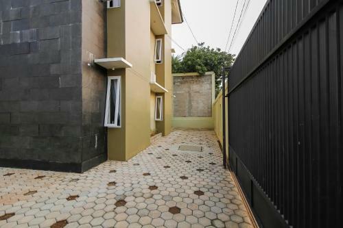 Hostal Reddoorz @ Cilandak Barat