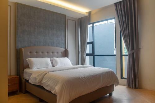 Hotel Adotel