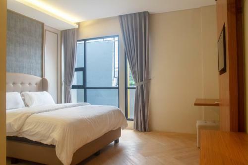 Hotel Adotel