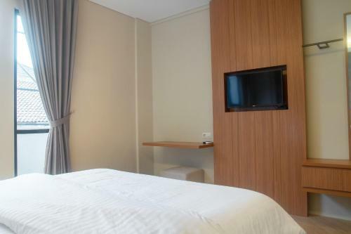 Hotel Adotel