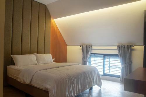 Hotel Adotel