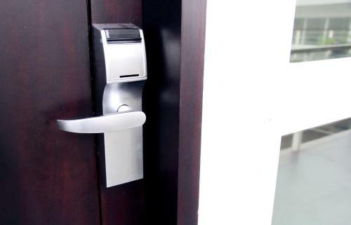 Hotel Ampera Avenue Residence