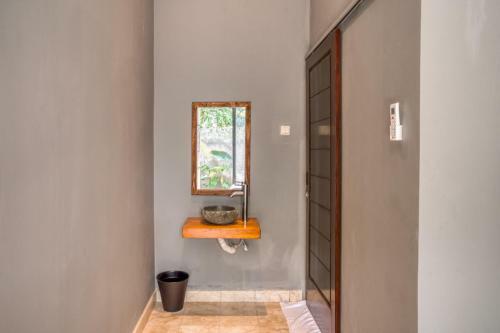 Hostal Reddoorz Premium @ Cilandak Timur 2