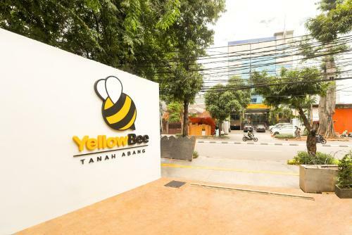 Hotel Yellow Bee Tanah Abang