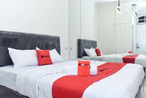 Hostal Reddoorz Plus @ Kemayoran