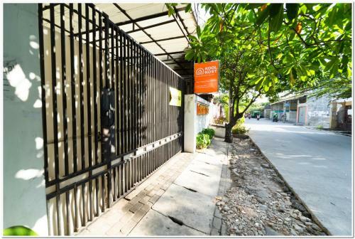 Hostal Koolkost Syariah Near Stie Trianandra