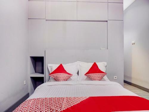 Hotel Oyo 1805 Fatmawati Mansion Syariah