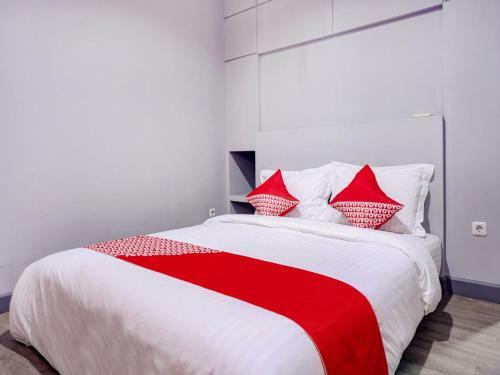 Hotel Oyo 1805 Fatmawati Mansion Syariah