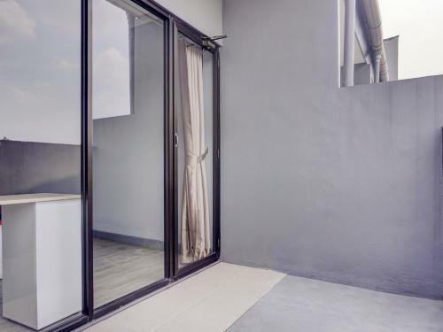 Hotel Oyo 1805 Fatmawati Mansion Syariah