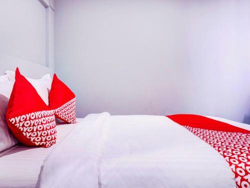 Hotel Oyo 1805 Fatmawati Mansion Syariah