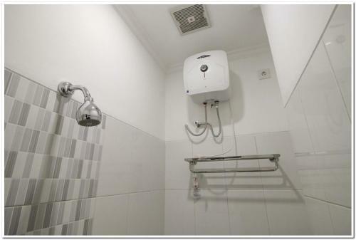 Hostal Reddoorz @ Ruko Itc Roxy Mas