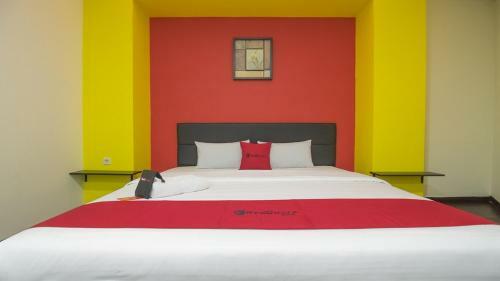 Hotel Reddoorz Near Itc Mangga Dua