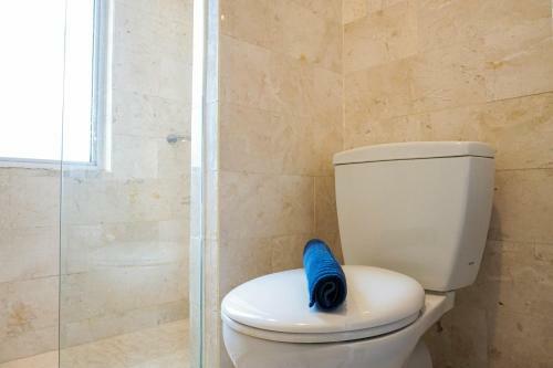 Cozy 2br At Empyreal Epicentrum Apartment By Travelio