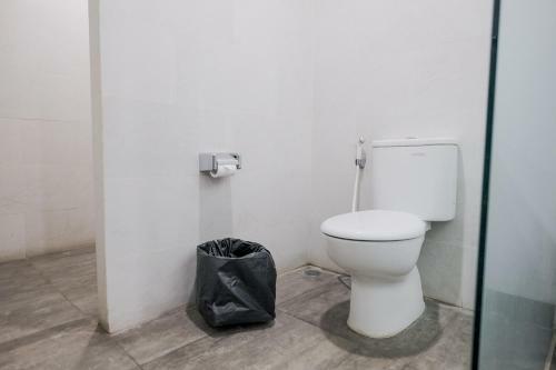 Sans Hotel Puri Indah Jakarta
