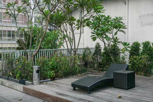 Spacious And Elegant 2br @ The Masterpiece Apartment By Travelio