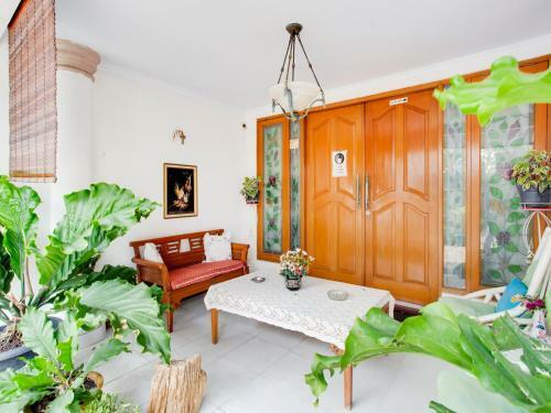 Hotel Oyo 3725 Sisca Guest House