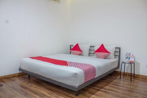 Hotel Oyo 366 Thamadhiro Residence