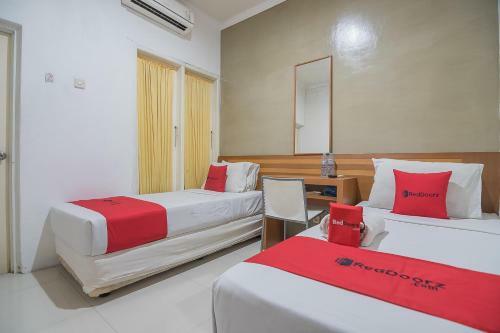 Hostal Reddoorz Near Undip Pleburan 2